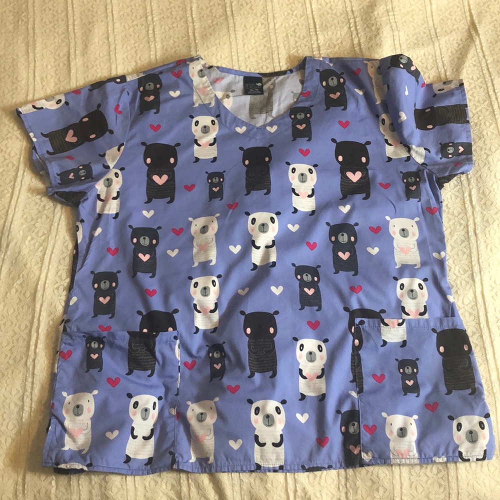 Scrub top